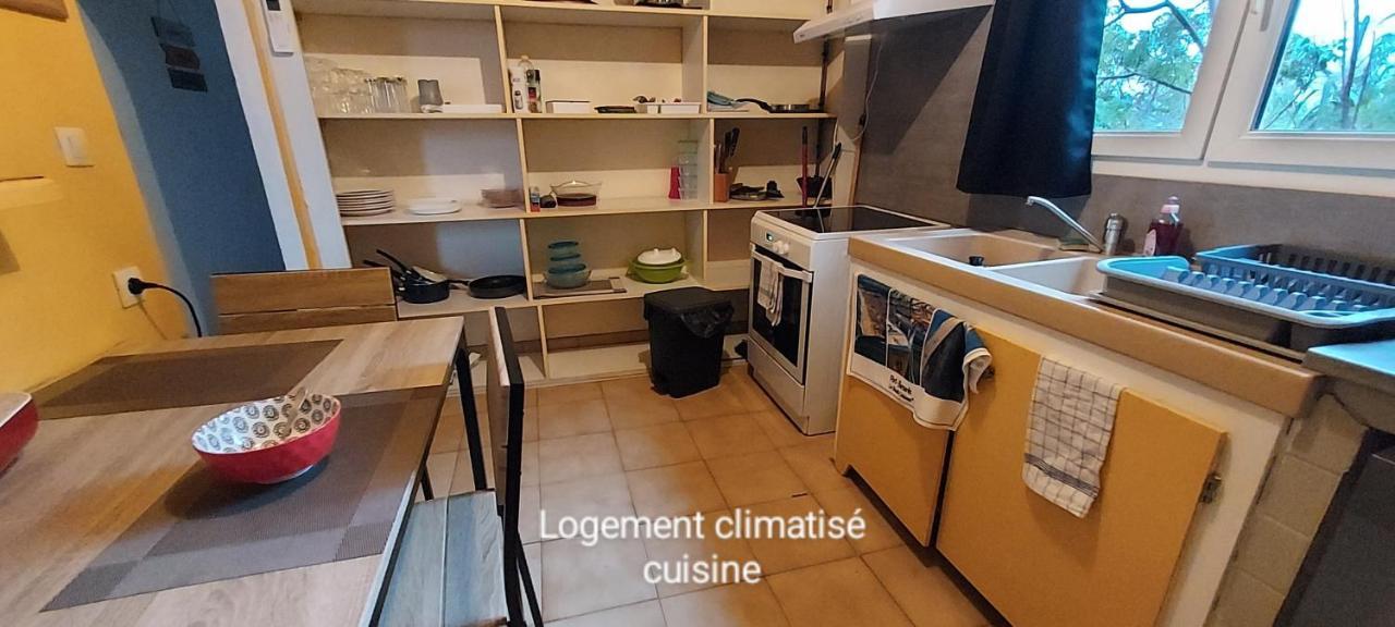 Le Barcares Logement Climatise Pour 6 Personnes, Draps Et Serviettes Non Fournis Air-Conditioned Accommodation For 6 People, Sheets And Towels Not Provided Alojamiento Con Aire Acondicionado Para 6 Personas, Sabanas Y Toallas No Incluidas Bagian luar foto