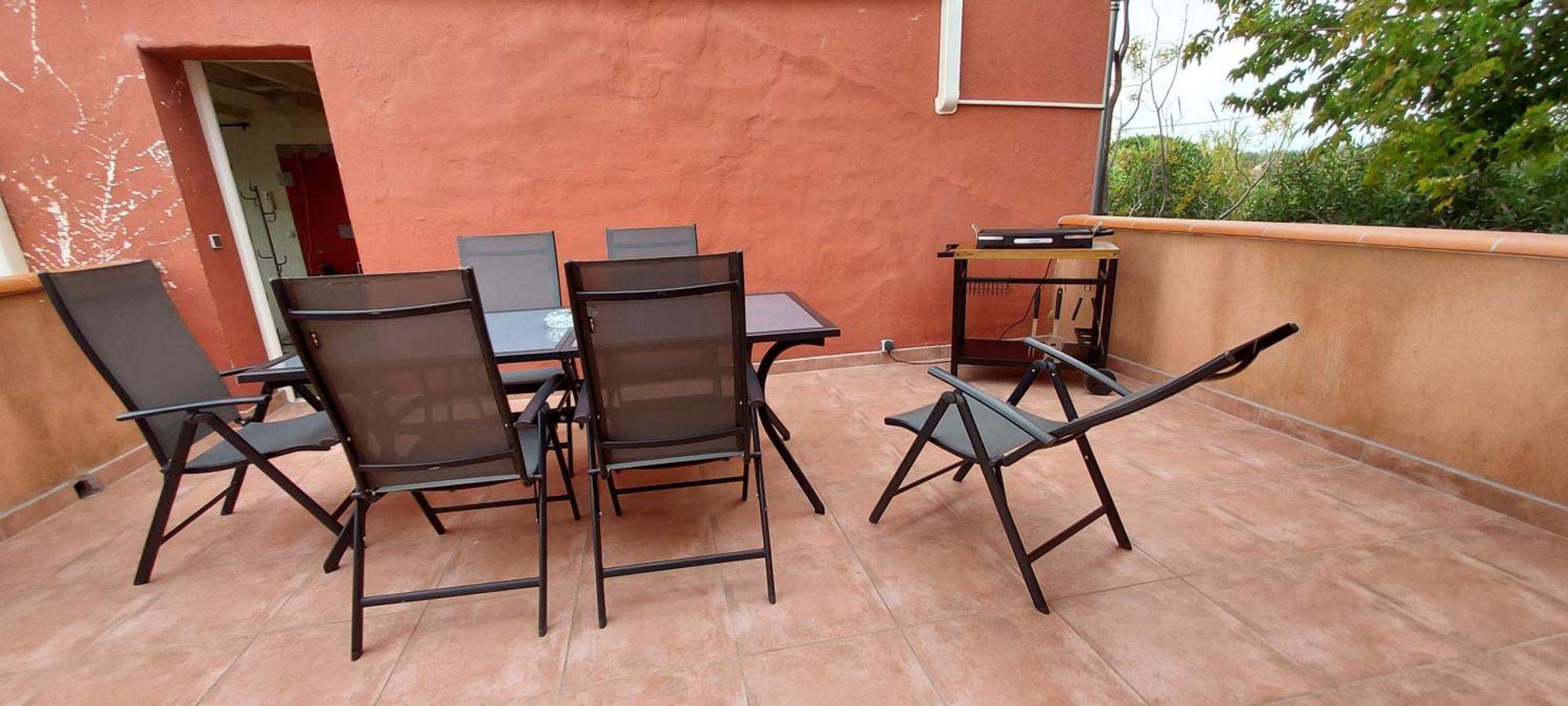 Le Barcares Logement Climatise Pour 6 Personnes, Draps Et Serviettes Non Fournis Air-Conditioned Accommodation For 6 People, Sheets And Towels Not Provided Alojamiento Con Aire Acondicionado Para 6 Personas, Sabanas Y Toallas No Incluidas Bagian luar foto
