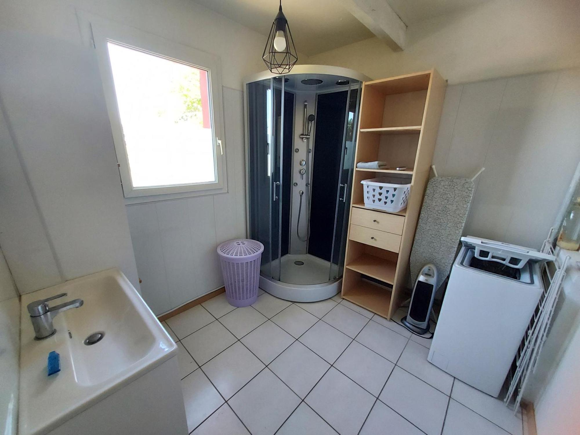 Le Barcares Logement Climatise Pour 6 Personnes, Draps Et Serviettes Non Fournis Air-Conditioned Accommodation For 6 People, Sheets And Towels Not Provided Alojamiento Con Aire Acondicionado Para 6 Personas, Sabanas Y Toallas No Incluidas Bagian luar foto